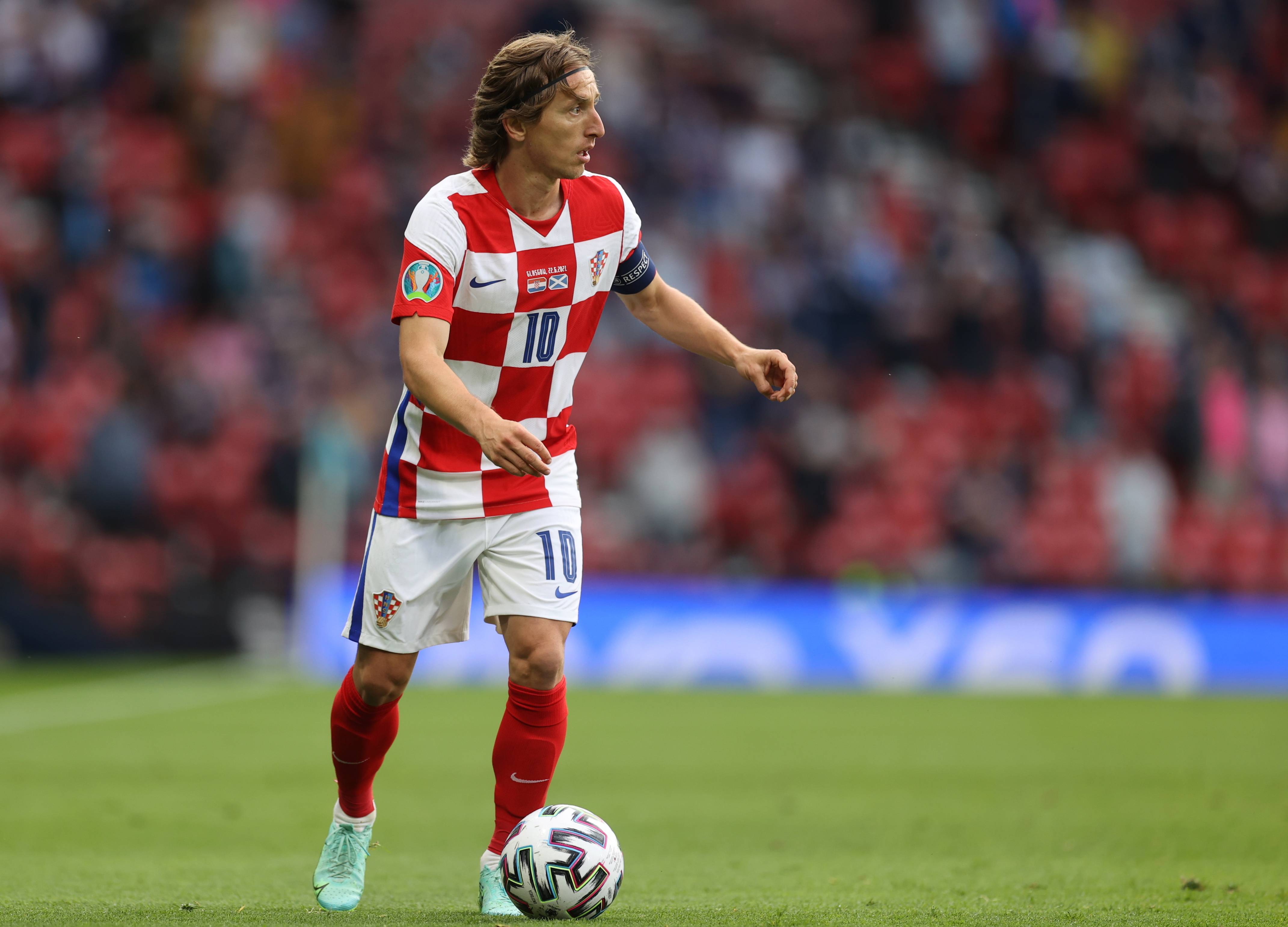 王者：法师榜单突变，甄姬、王昭君沦为T1，被“嫌弃”的她重回T0