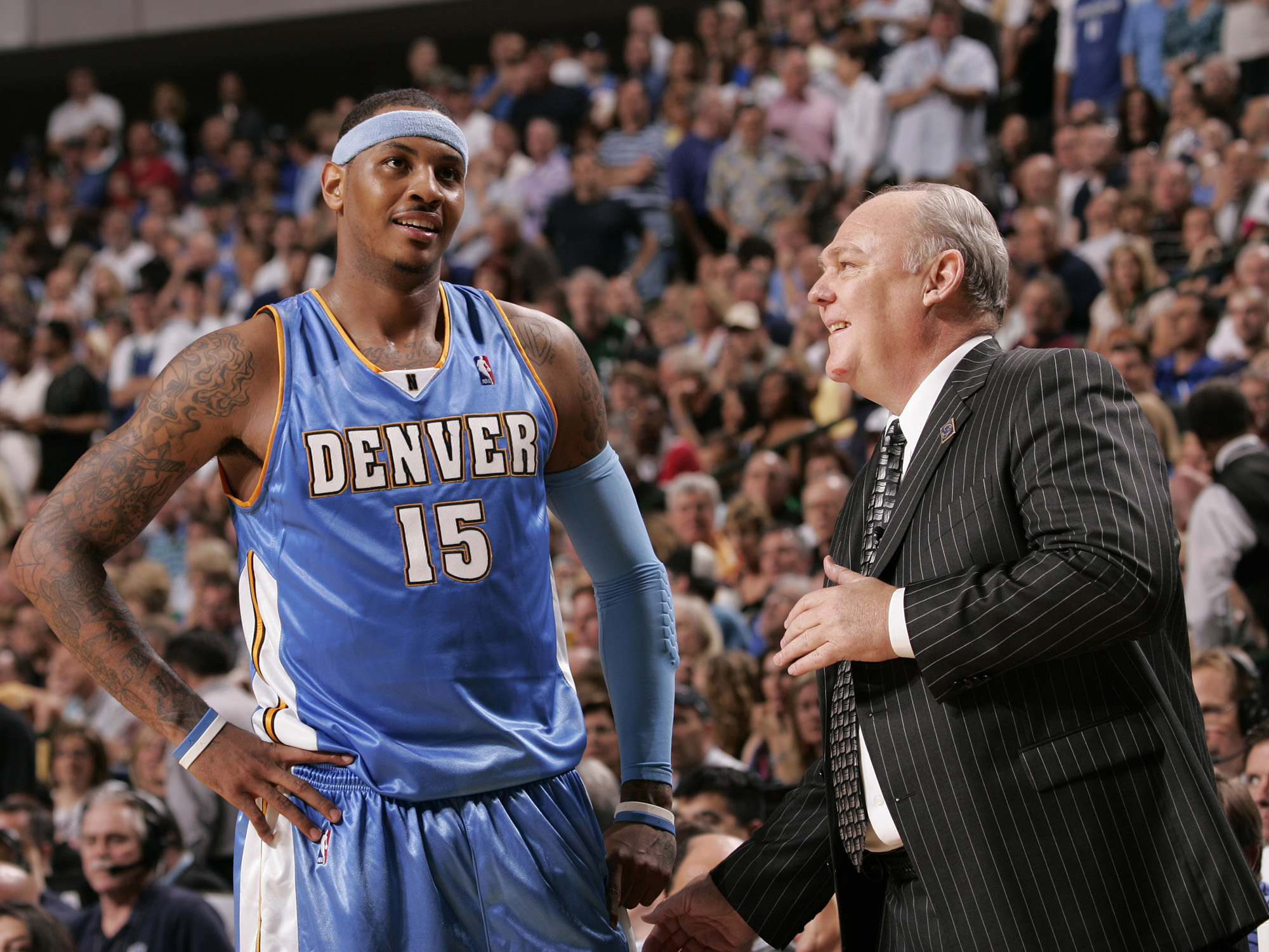 在防守端遇 在防守端遇